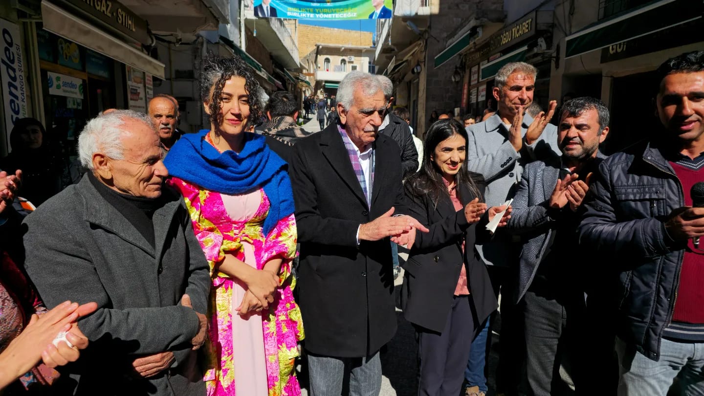 Savurda Dem Coşkusu