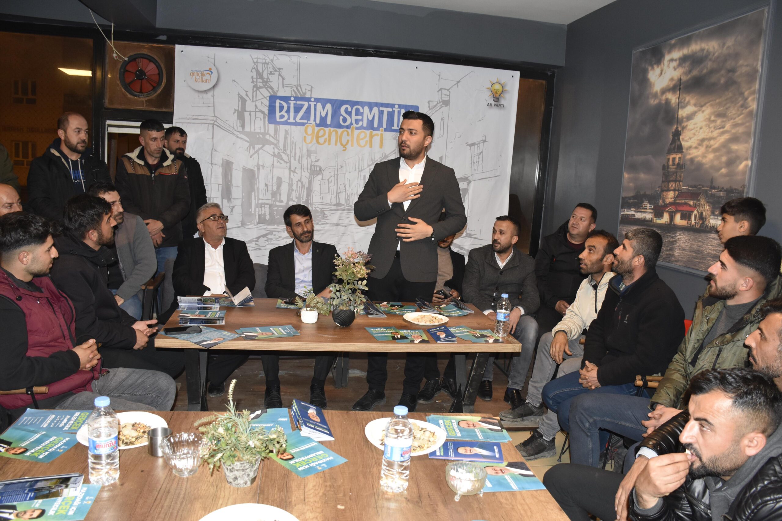 MARDİN’DE SEÇİM İÇİN AK GENÇLİK ATAĞI