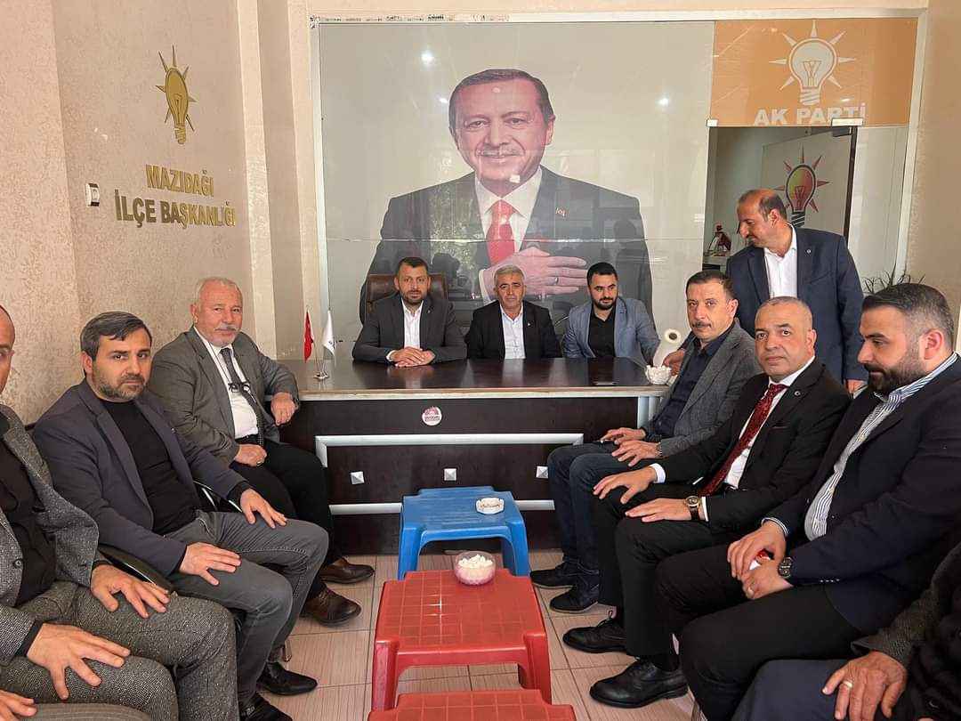 AK PARTİ MARDİN İL BAŞKANI VAHAP ALMA MAZIDAĞI TEŞKİLATIYLA BİR ARAYA GELDİ