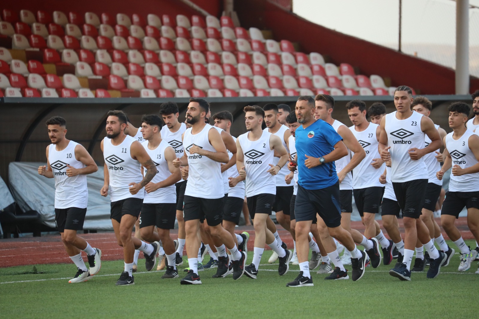 Mardin 1969 Spor 2024-2025 Sezonu İçin Top Başı Yaptı