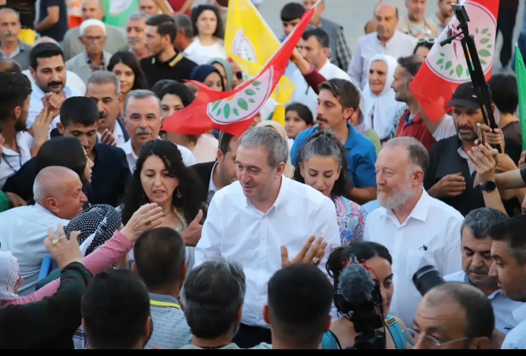 Kızıltepe’de konuşan Tuncer Bakırhan: Gün ekmeğini hakkını arama günüdür