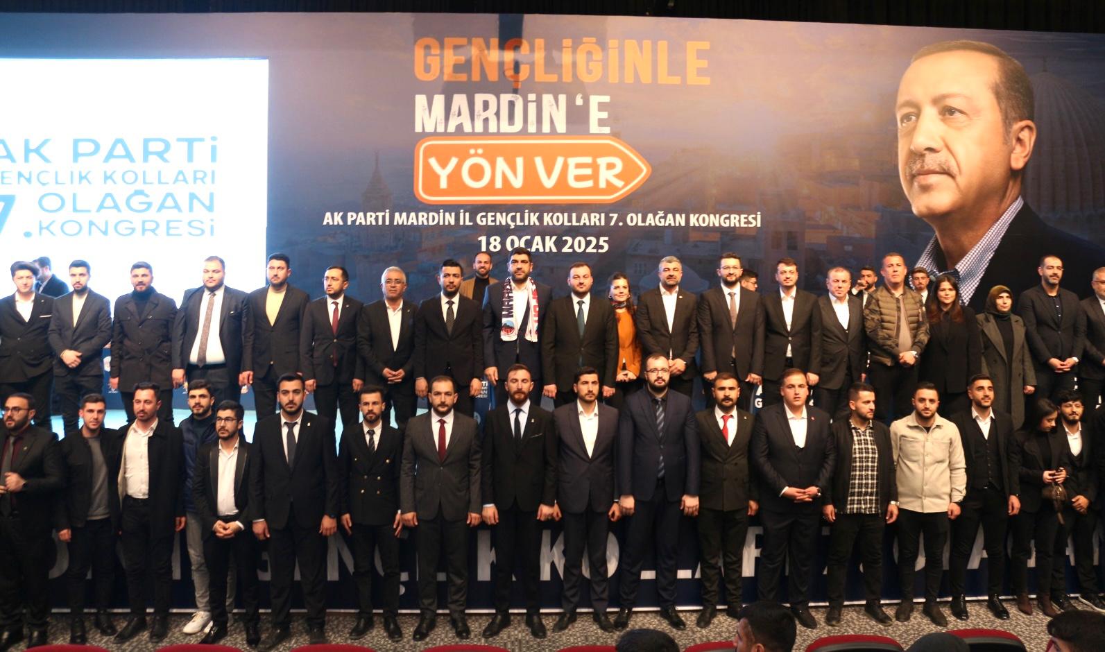 AK Parti Mardin İl Gençlik Kolları 7. Olağan Kongresi Büyük Bir Coşkuyla Gerçekleşti