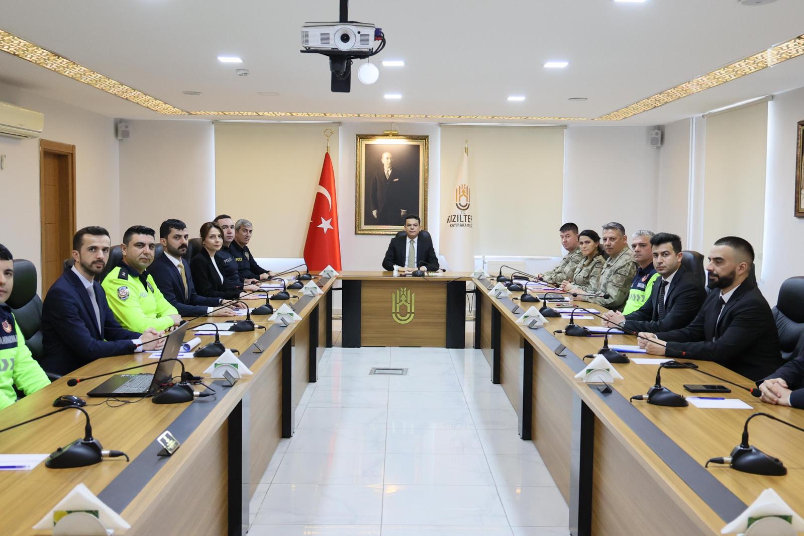 Kızıltepe Kaymakamı Abdullah Şahin Başkanlığında Asayiş ve Güvenlik Toplantısı Yapıldı