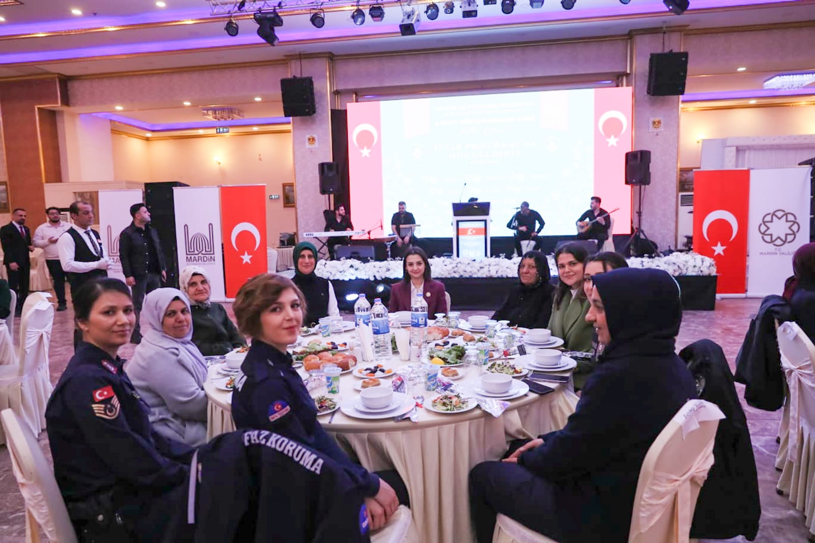 Mardin’de 8 Mart Dünya Kadınlar Günü İftar Programı Düzenlendi