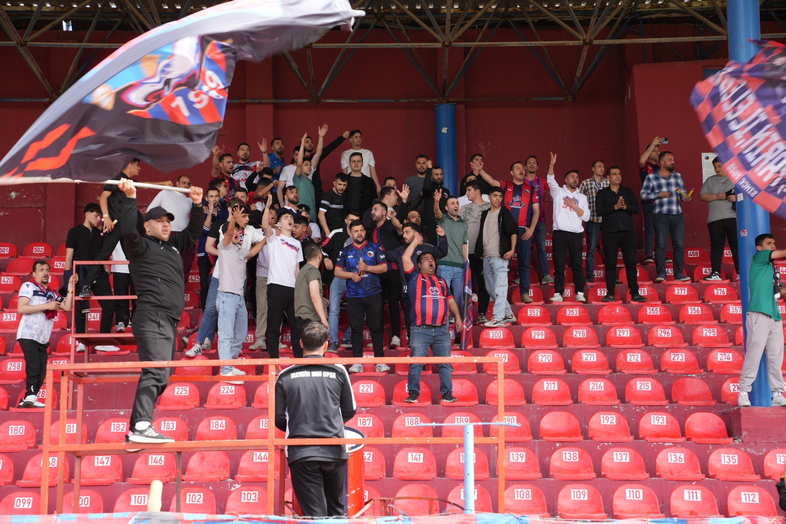 Taraftar Mardin 1969 Spor’u yalnız bırakmadı