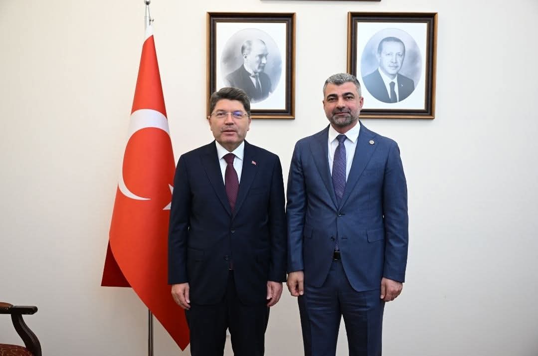 Milletvekili Kılıç Adalet Bakanı Yılmaz Tunç ile bir araya geldi