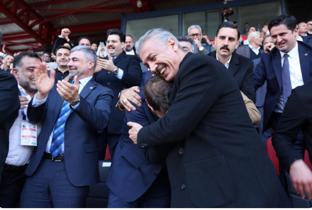 Vali Akkoyun’dan Mardin Spor Taraftarına 50 Otobüslük  Destek