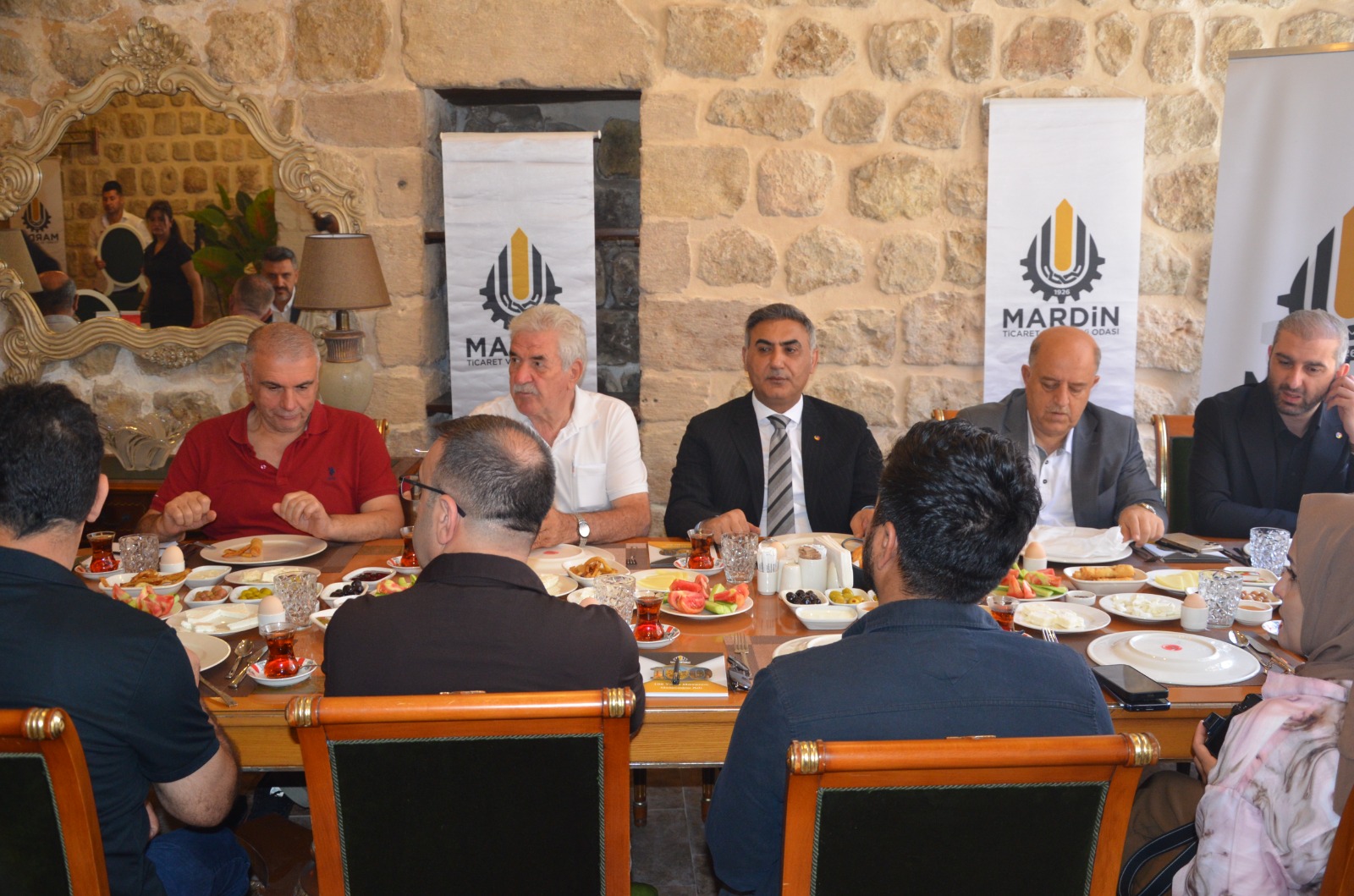 MTSO Başkanı Çelik: “Mardin’in En Büyük Sorunu Trafik ve Altyapı, En Büyük Gücü Kültürel Mirası ve Genç Nüfusu”