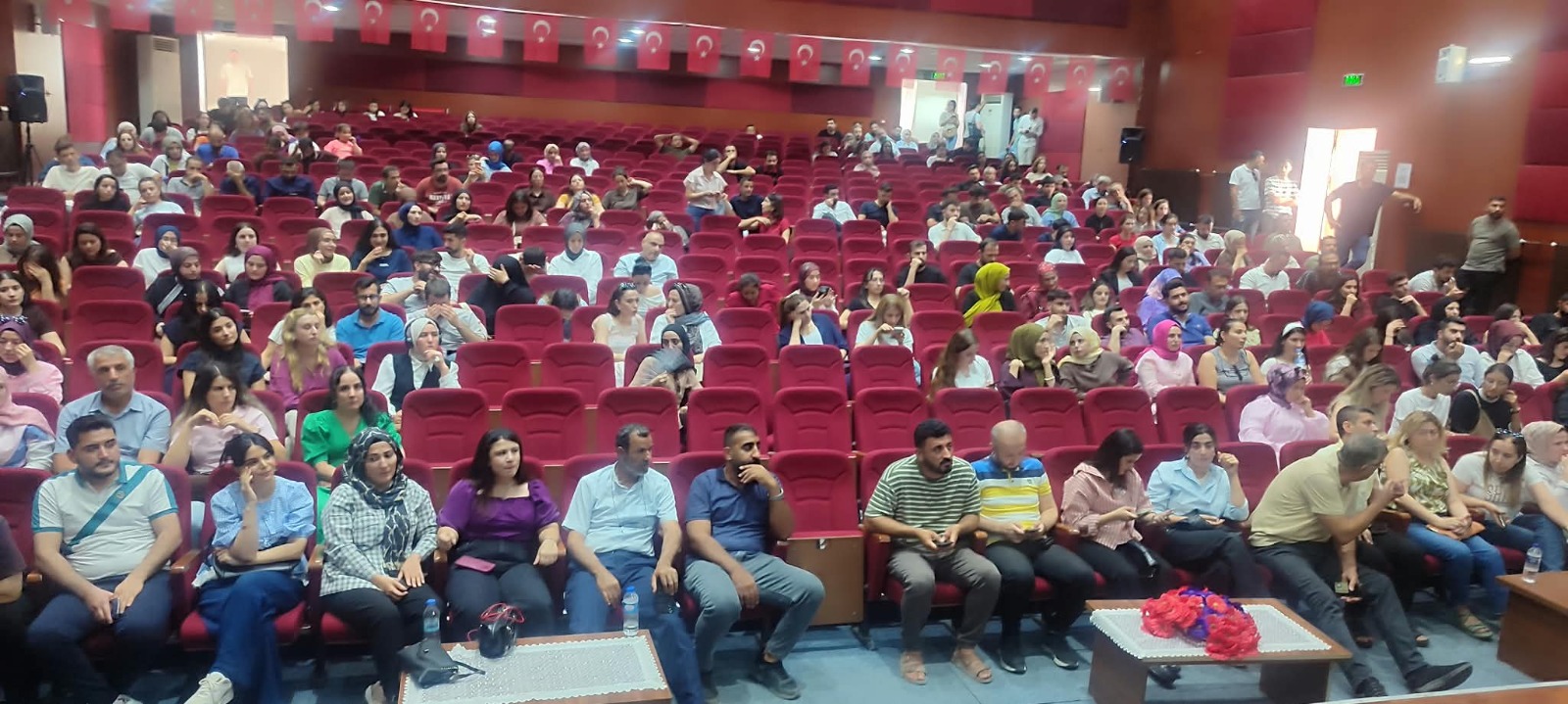 KIZILTEPE’DE DERS KARŞILIĞI ÖĞRETMEN GÖREVLENDİRMELERİ ŞEFFAF VE ADİL BİR ŞEKİLDE TAMAMLANDI