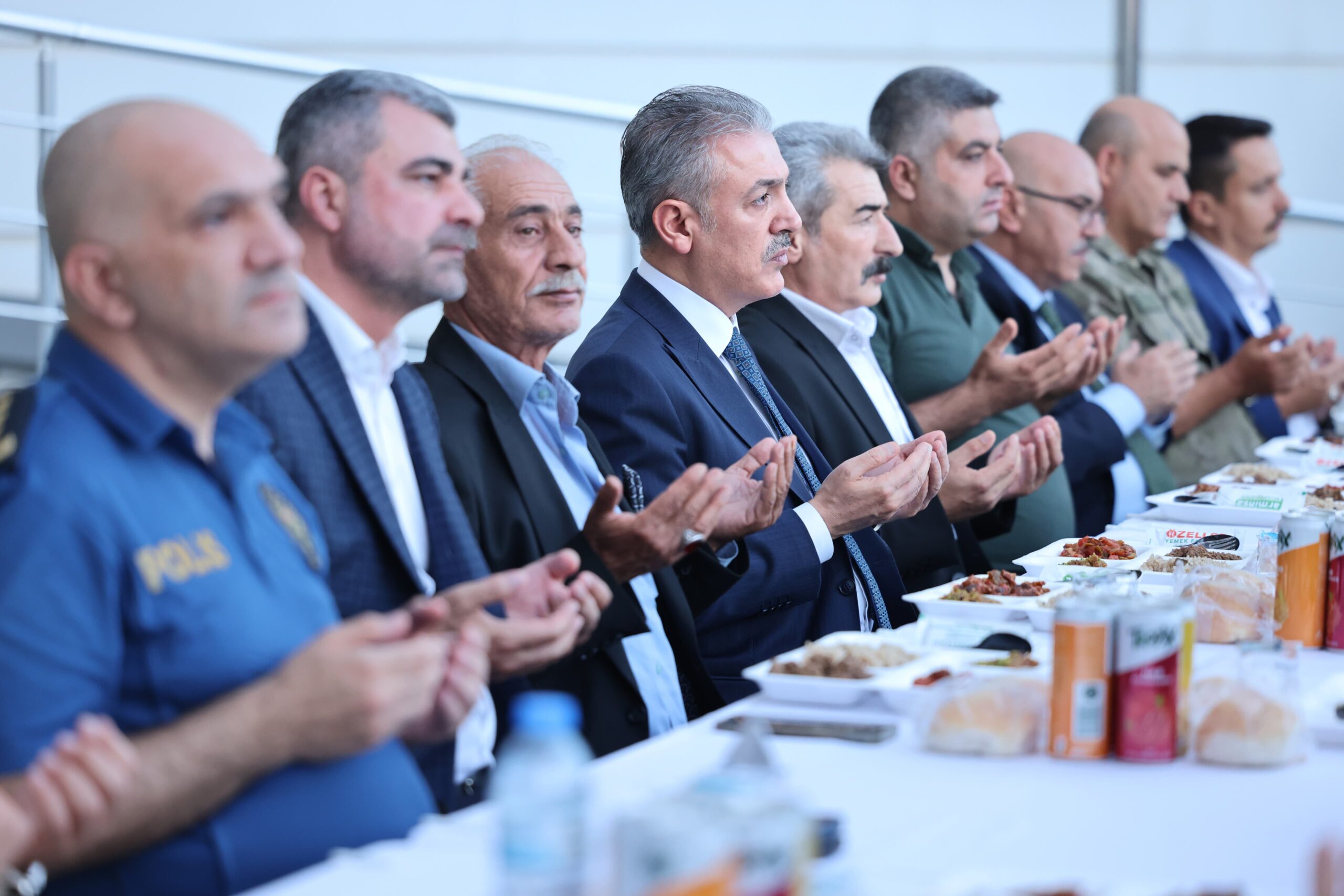 Mardin’de Şehit Özel Harekat Şube Müdürü ve Güvenlik Korucuları Anıldı