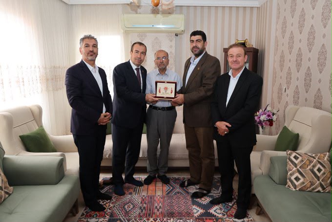 AK Parti’den Mardin’de 25 Yıllık Emeğe Vefa
