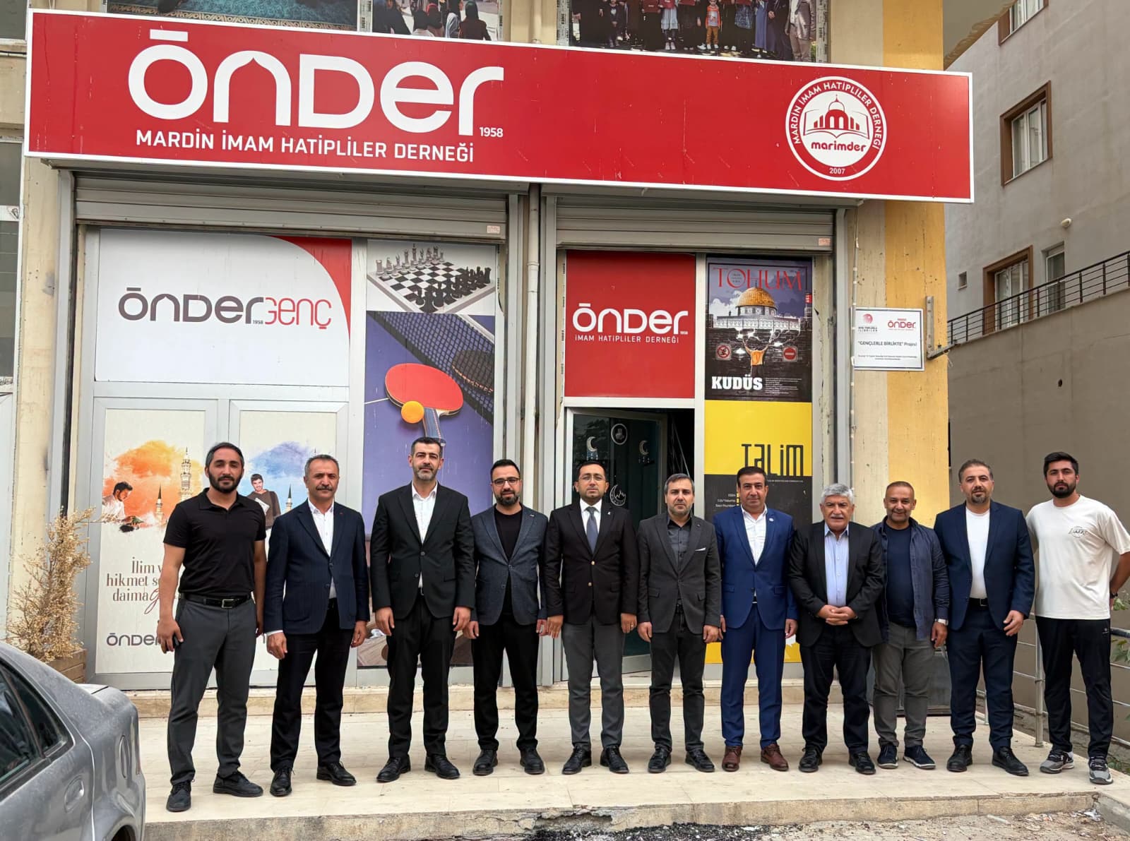 AK Parti İlçe Başkanlarından Önder Mardin İl Derneği’ne Ziyaret